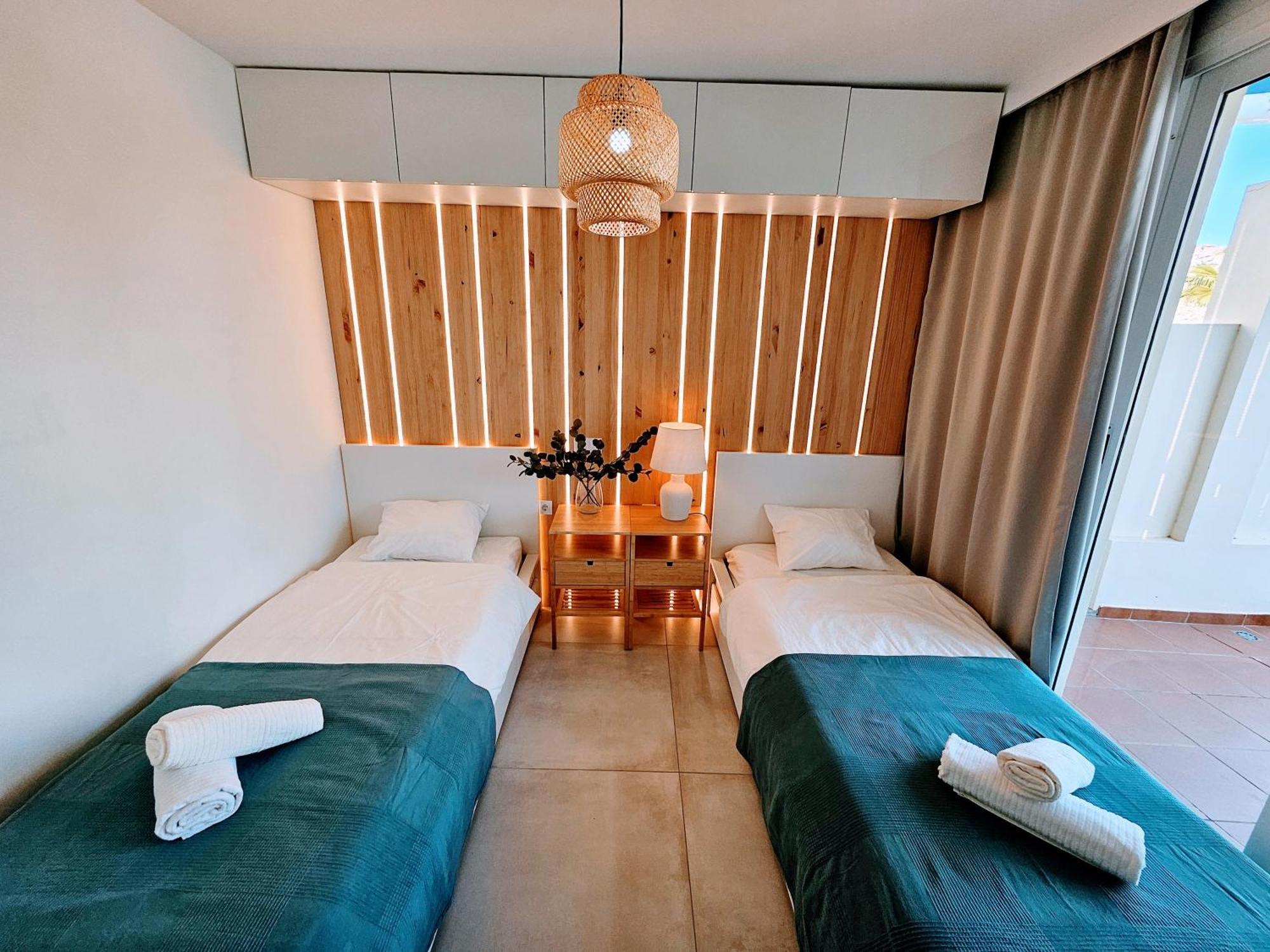 Ocean & Pool View Apartament プラヤ・デル・クーラ エクステリア 写真